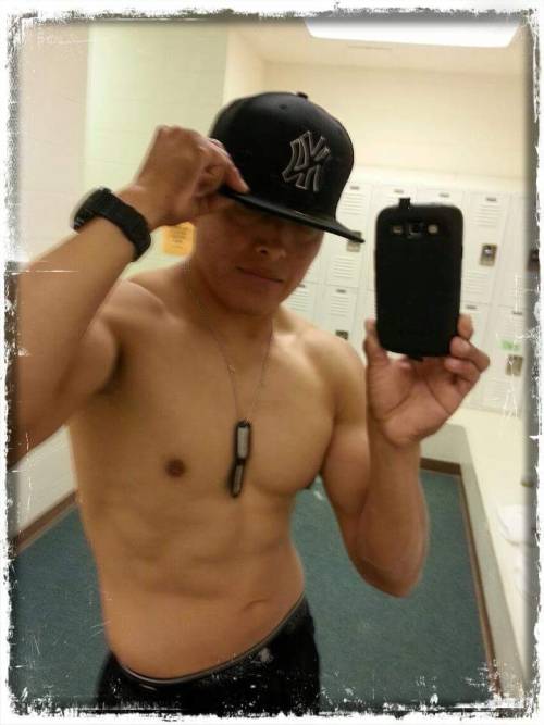 nativeguysobsession:  Roland… Hot as Fuk!!! Fort Lewis College, CO  Like pics.