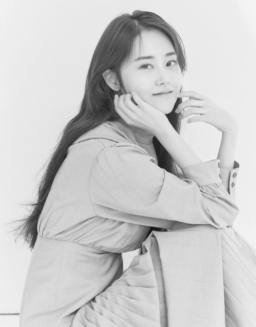  Heo Gayoon official profile picture from REDWOODS | #HappyGayoonDay 