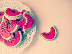 par4dise-crisis:  Watermelon | via Tumblr