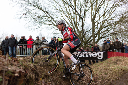 2016 Soudal GP Leuven: The ladies race, on a tough, technical course.