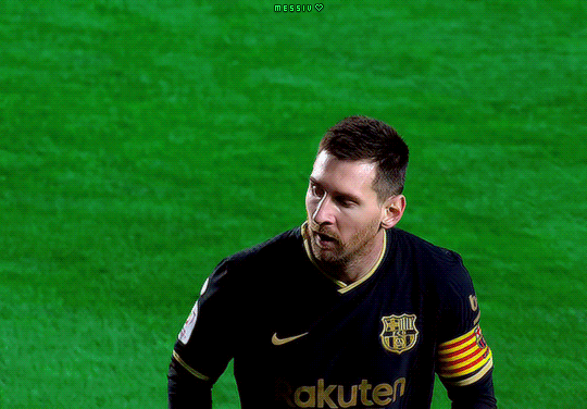 Việc Messi ghi bàn là điều không ai xa lạ, nhưng bạn đã xem Granada Copa del Rey GIF của anh ấy chưa? Hãy thưởng thức những khoảnh khắc tuyệt vời nhất của Messi khiến người hâm mộ không thể rời mắt khỏi sân cỏ.