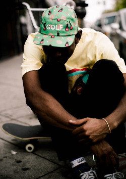 trillest-trends:  Love streetwear? For 20% off your next purchase at karmaloop.com, use rep code: trillesttrends