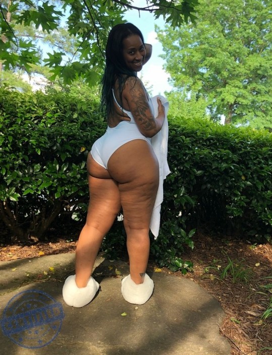rated-thick-ent:  Thick MilfMS. TRINA