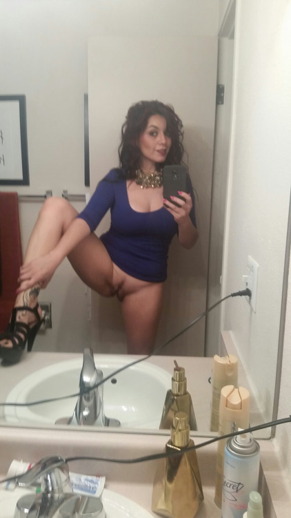 da-deepthroat-dirties:Fuck, Date, Meet &amp; Repeat!  HOT AND SLUTTY TITS AND
