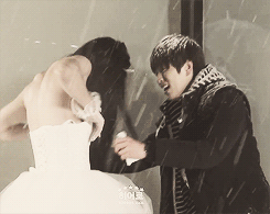pandreos:  sanduel trying to help baro with his wedding dress   