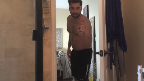 sickpackbloater:  Chris Thompson youtuber Supdaily06 gotta love that body!!
