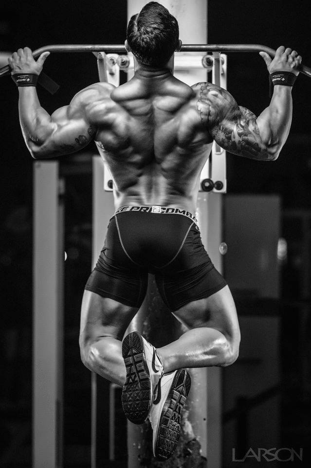 cdnlifter27: Axel Alvarez Photos: Ulrich Oehmen, Doug Larson 