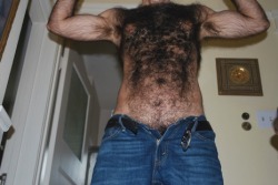hirsuteluvr:  Heavenly   OMG - exceptionally hairy - I love it - WOOF  Wished he was all mine!