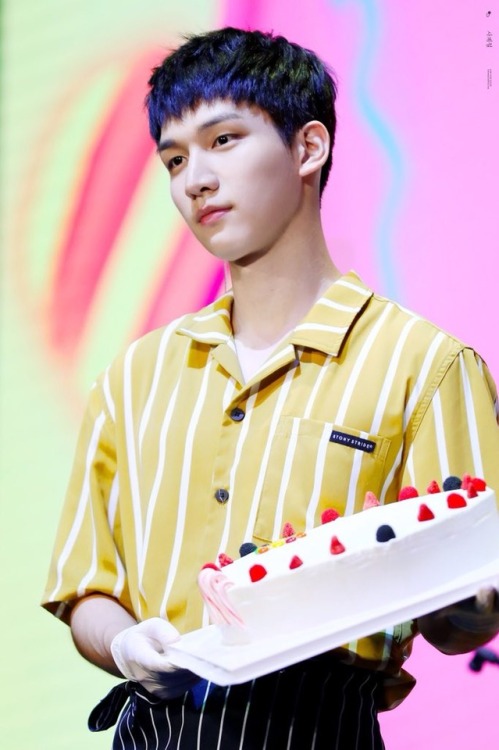 Hyuk Bday Fanmeeting [Summer Child] 180705사계절 do not edit