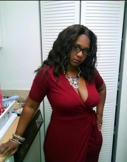 thebestpussydotcom:  Ms Thickness Knox from