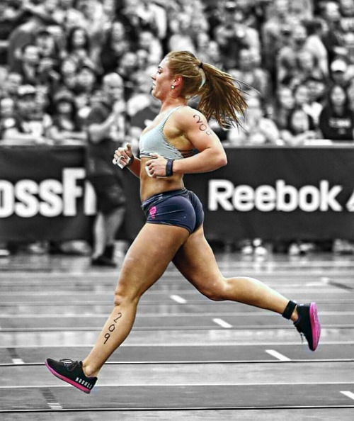 Porn Pics scitechfitness:  onlyfitgirls:  Brooke Wells