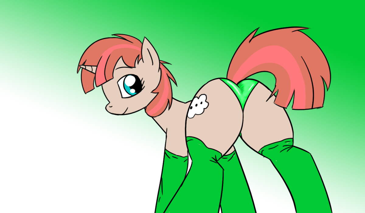 taboopony:  4th!!!!! http://kyronea.tumblr.com/ (wooo!!! one of the few I know for