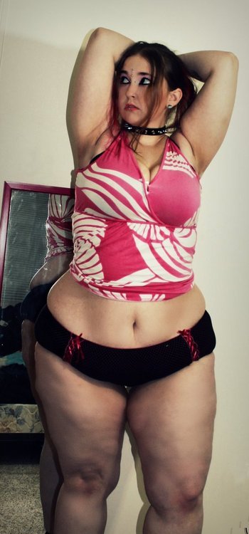 Biggirluniverse