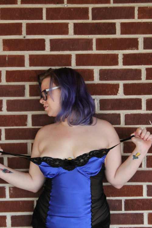 chellesilverstein:  clips4sale | Extralunchmoney| clipvia| live shows   