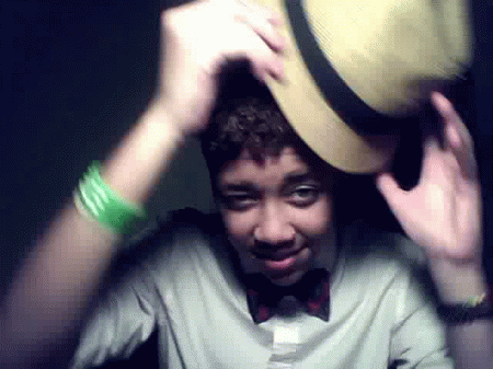 itsthelesbiana:  thepoetspace:  circa 2012 been handsome.  Can I just have you one-day shipped to me?? 