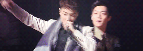 kirom:  I guess Doojoon either really hated that skarf or wanted it for himself ❄ 