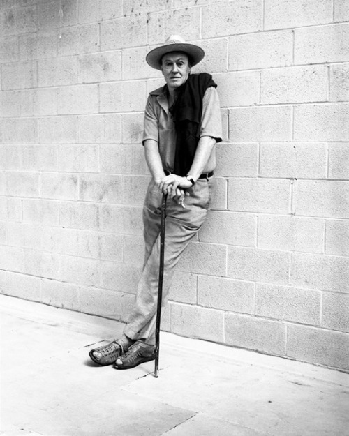 theimpossiblecool:“Those who don’t believe in magic will never find it.”Roald Dahl, writer, 1978.