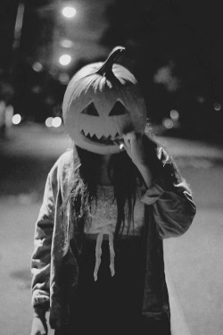 halloweenpictures:  Hello October 