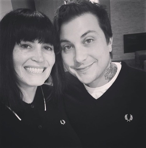 vampmcr: @frankieromustdie: best freds forever. #perryperry