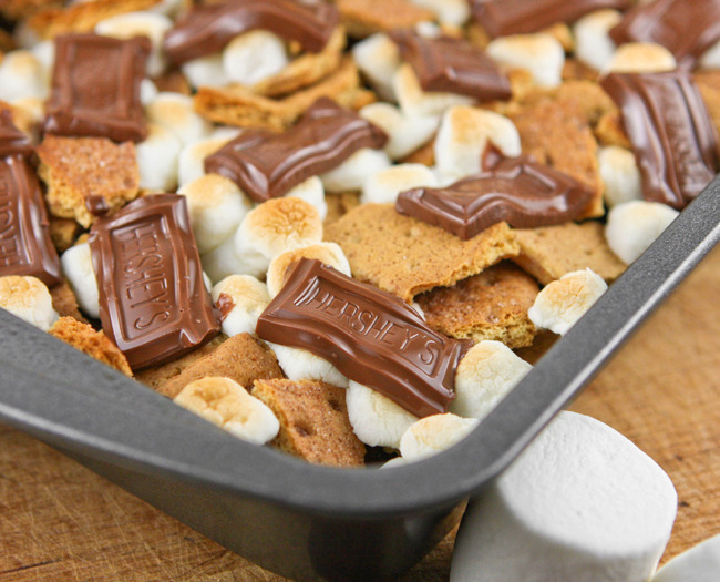 -foodporn:  S’mores Brownies Recipe 