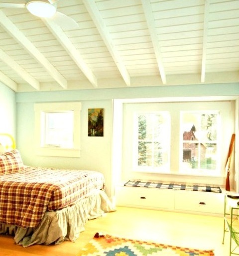 Guest - Farmhouse BedroomLarge Country Guest Light Wood Floor And Brown Floor Bedroom Photo With Blue