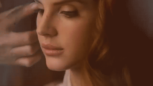 diamondsanddelrey:  Lana Del Rey and Marina and The Diamonds Blog 