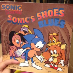 get-the-gringo:  honeybeeprofessor:  I FOUND THE SOURCE  THERE IT IS   I had this book when I was a kid! I can&rsquo;t remember it exactly but Sonic gets really pissed his shoes are missing and starts accusing everyone and they get offended and ditch