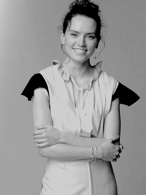 daisyridleyupdated:Daisy Ridley for Grazia China