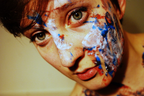 coldemi:my mind is a mess  your eyes