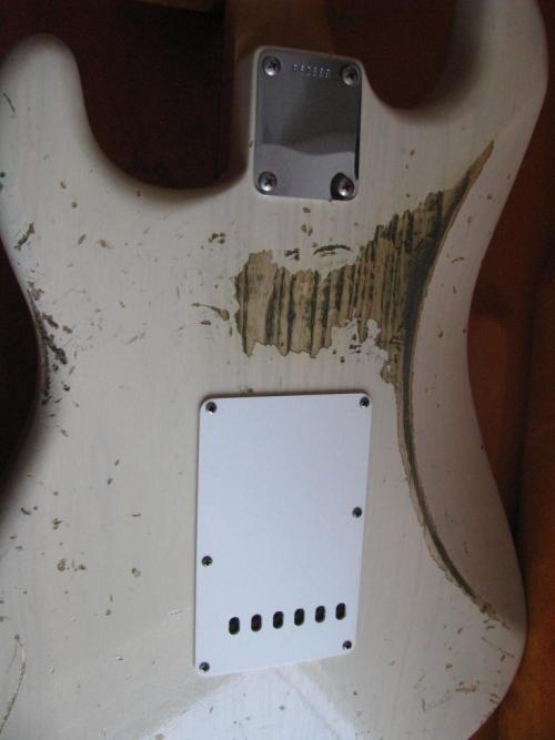 guitarlust: ‘62 Stratocaster Relic in Mary Kaye White.