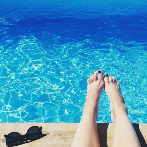 pool throwback #vacation #montpellier #hotel #pool #blue #summer #france #tb #holiday #beach (at Hot