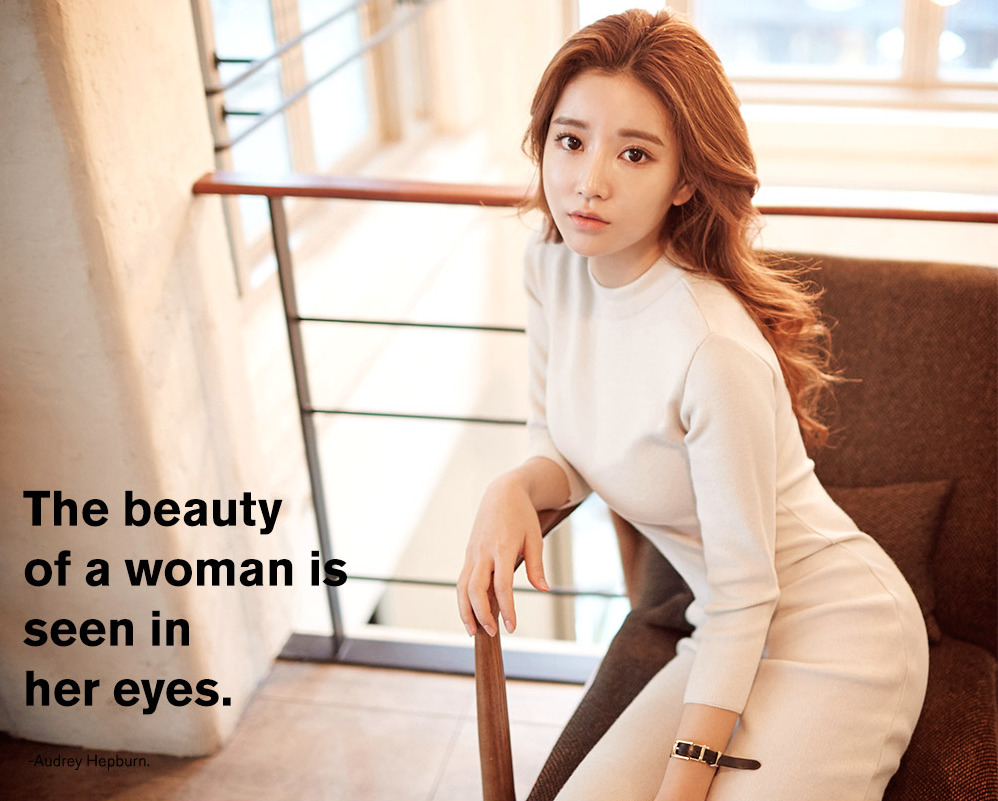 korean-dreams-girls:  JungYeon - November 23, 2015 Set 