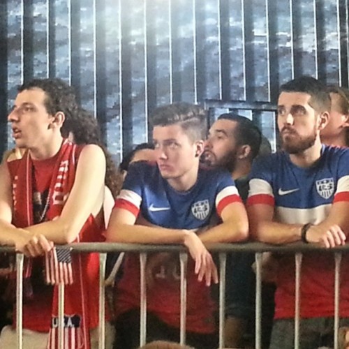 Eeek. Nervous US fans. #worldcup #USAvGER