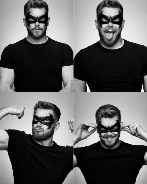 ‍♂️ ( by @krismyerscough)  . . . . . . . . . #bwphotography #photooftheday #malemodel #superhero