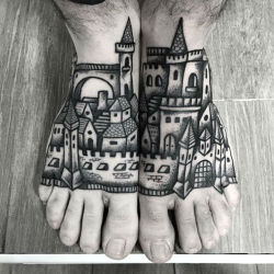 thievinggenius:  Tattoo done by Simone Ruco.