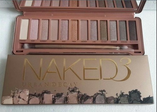 I love love love naked palettes! They are such amazing eyeshadows, I always make the best looks with