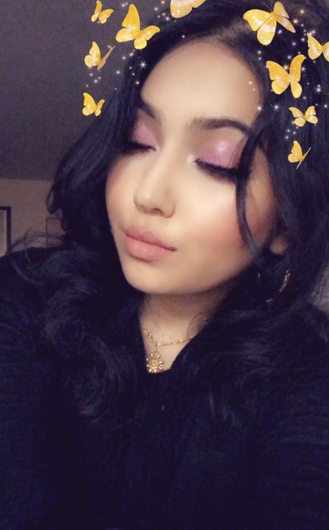 moonlightangel:Purple eyeshadow is everything ☂️mi princessa!