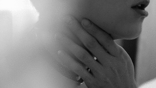 Daddyplscum:want You To Hold Me….. Actually Choke Me Instead 