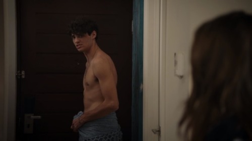 theclassymike:Noah Centineo shirtless in the series finale of The Fosters.