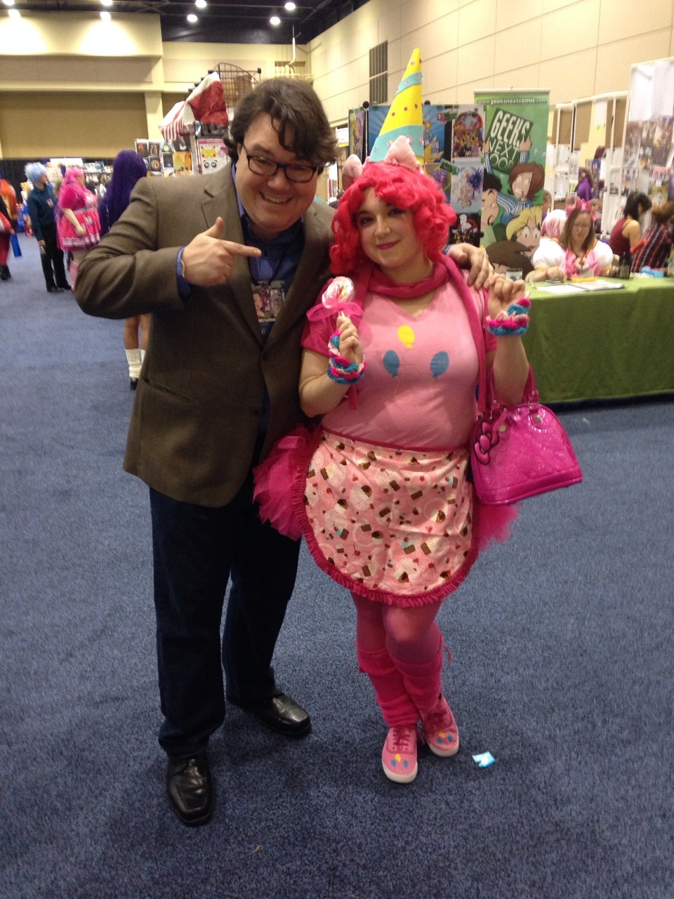 gigigachi:  kevinbolk:  Most adorable Pinkie Pie at Zenkaikon was most adorable.