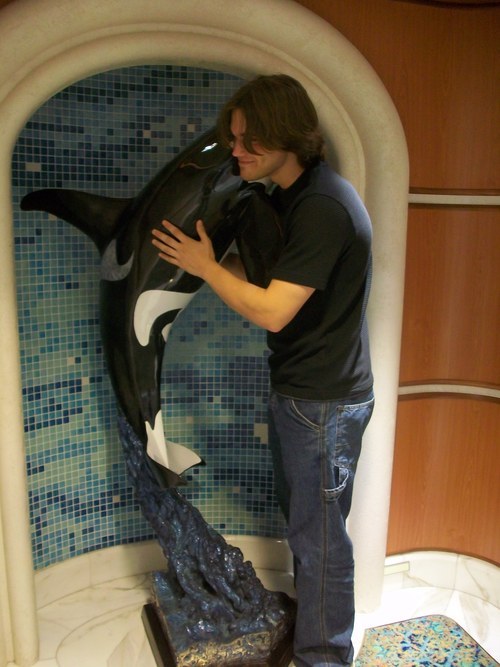 notheoneinmiami:  I had to double take… thought this was Jared, then realized it