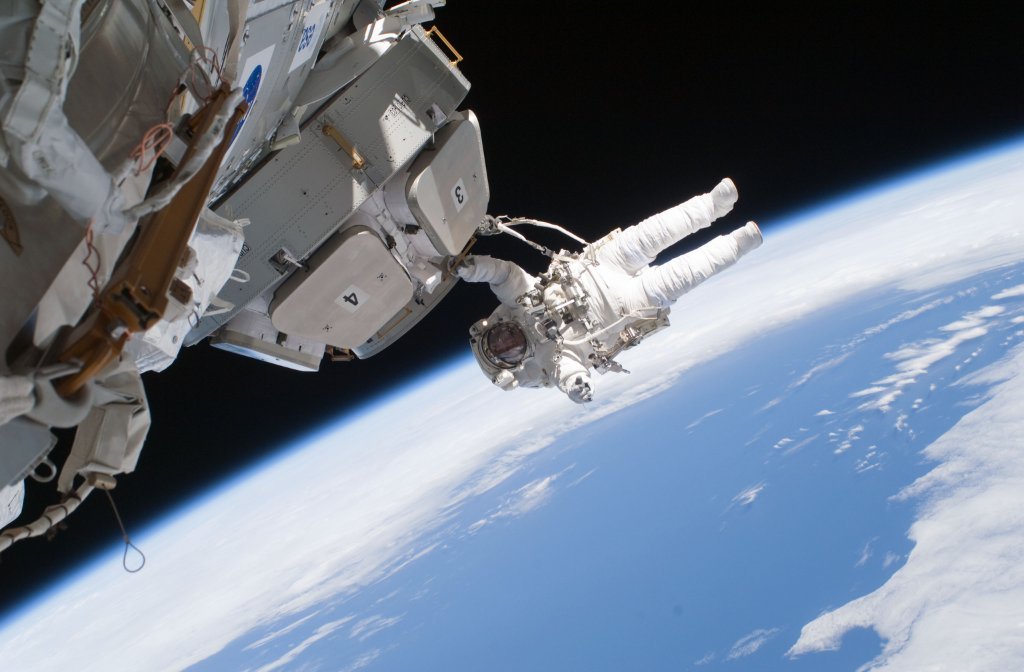 5 Training Requirements for New Astronauts