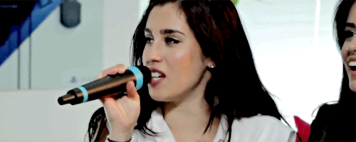 skinnymani:Fifth Harmony playing Singstar