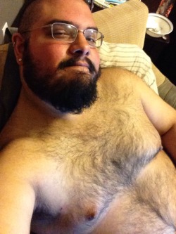 cubbypup:  6 selfies huh bearestroika?  