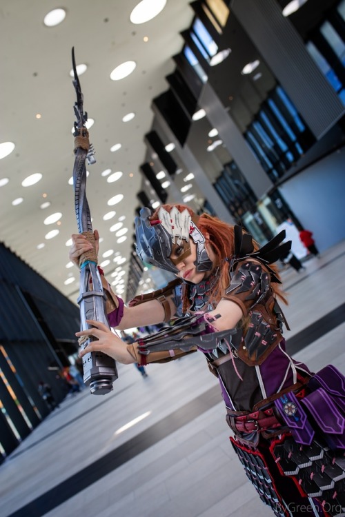 Aloy from Horizon Zero Dawnmore www.instagram.com/tophwei