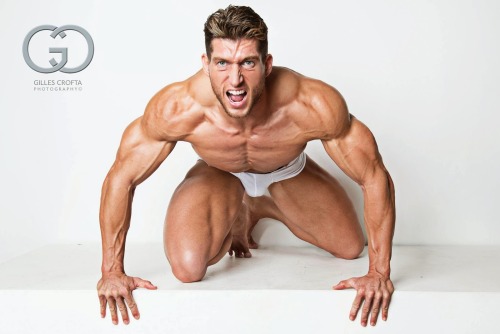  Aesthetically Ripped Aaron Murphy  porn pictures