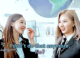 Nayeon be like: “I kept our secret.” But made up dating rumors about them days or weeks after this s