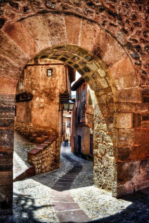bluepueblo:  Medieval, Barcelona, Spain photo by toni 
