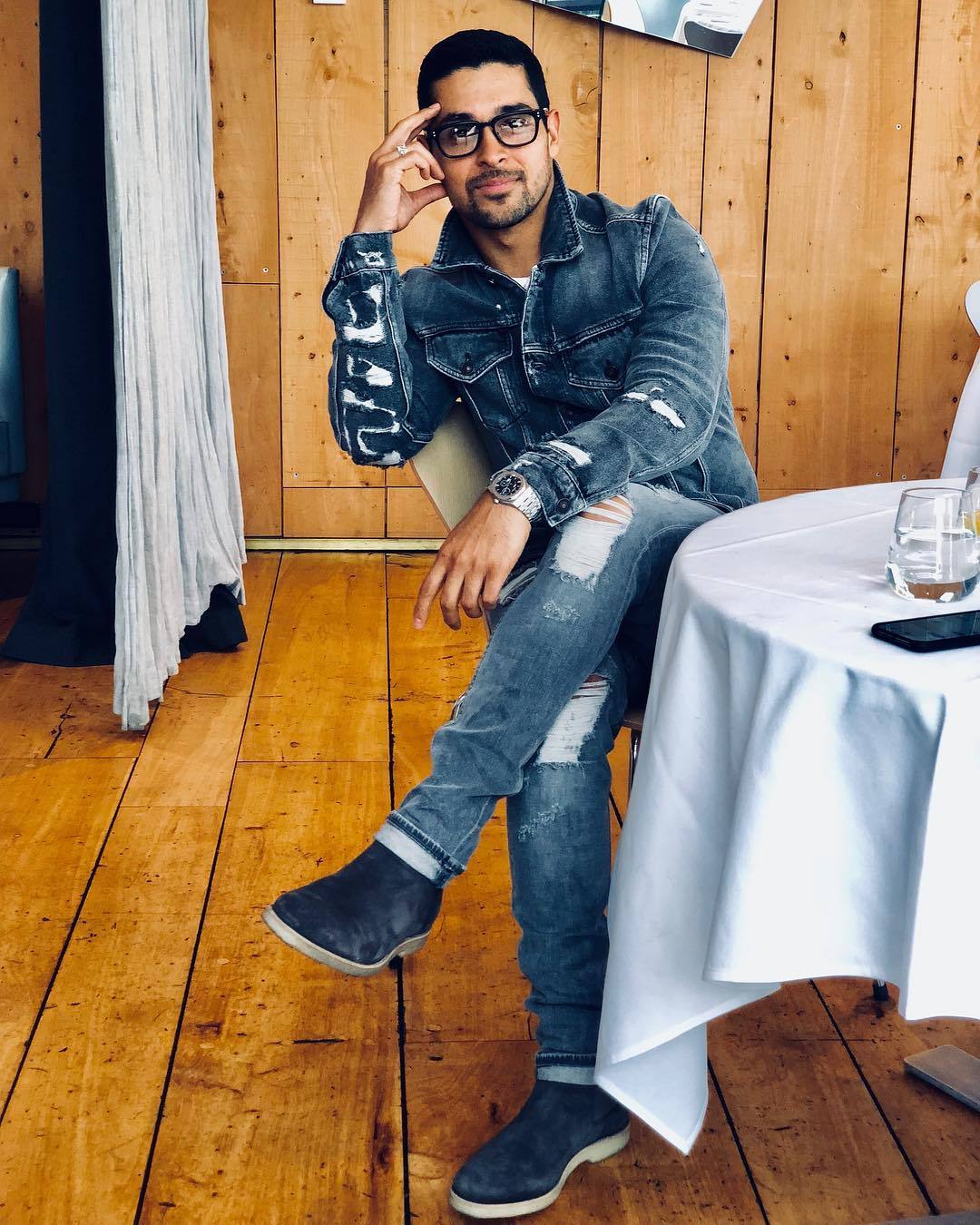 celebswhogetslepton: @wilmervalderrama: Enjoying my time in #Australia. More to come…