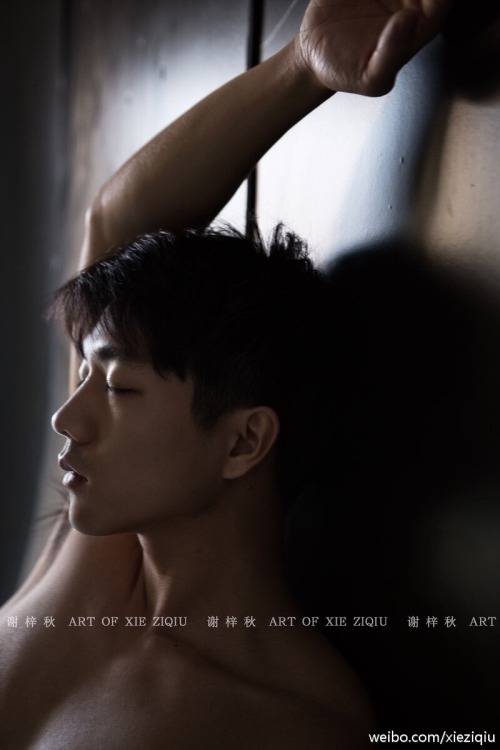 hunkxtwink:  XieZiQiuHunkxtwink - More in my archive
